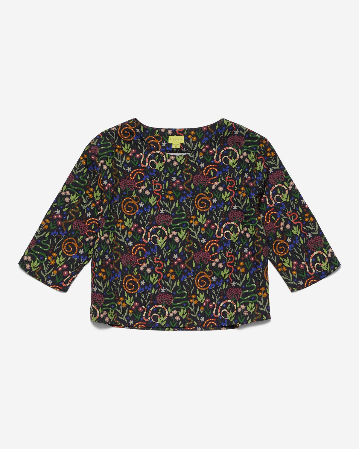 Women's Snakes And Flowers Print 3/4 Sleeve Oversized Pull Over Blouse