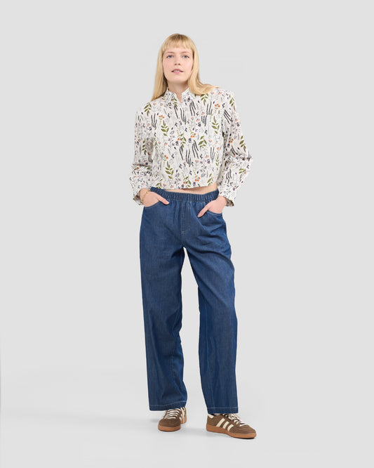 Women's Floral Land Print Cropped Button Down Shirt
