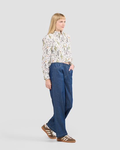 Women's Floral Land Print Cropped Button Down Shirt